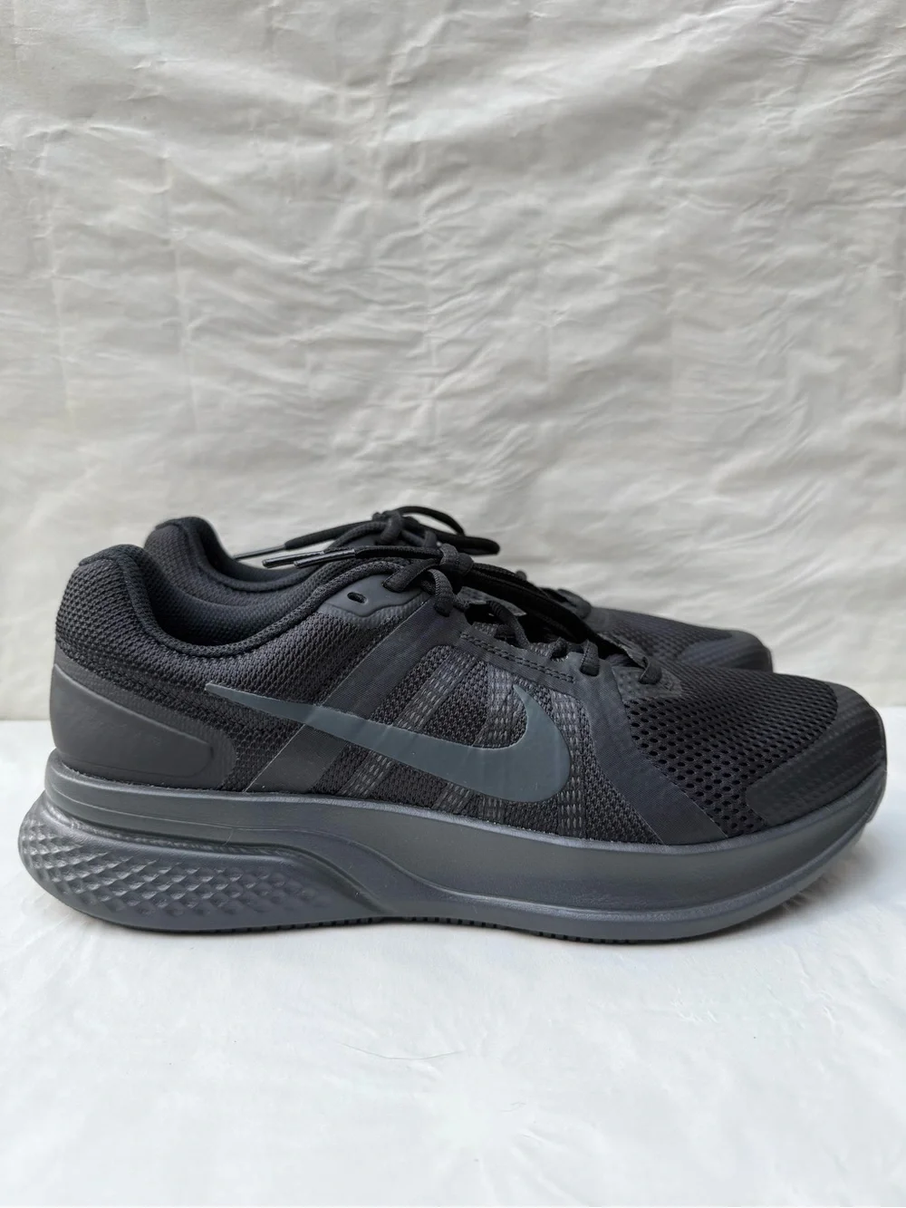 Nike Run Swift V2.0 - Black & Charcoal Men's Running Shoes - Size 9.5